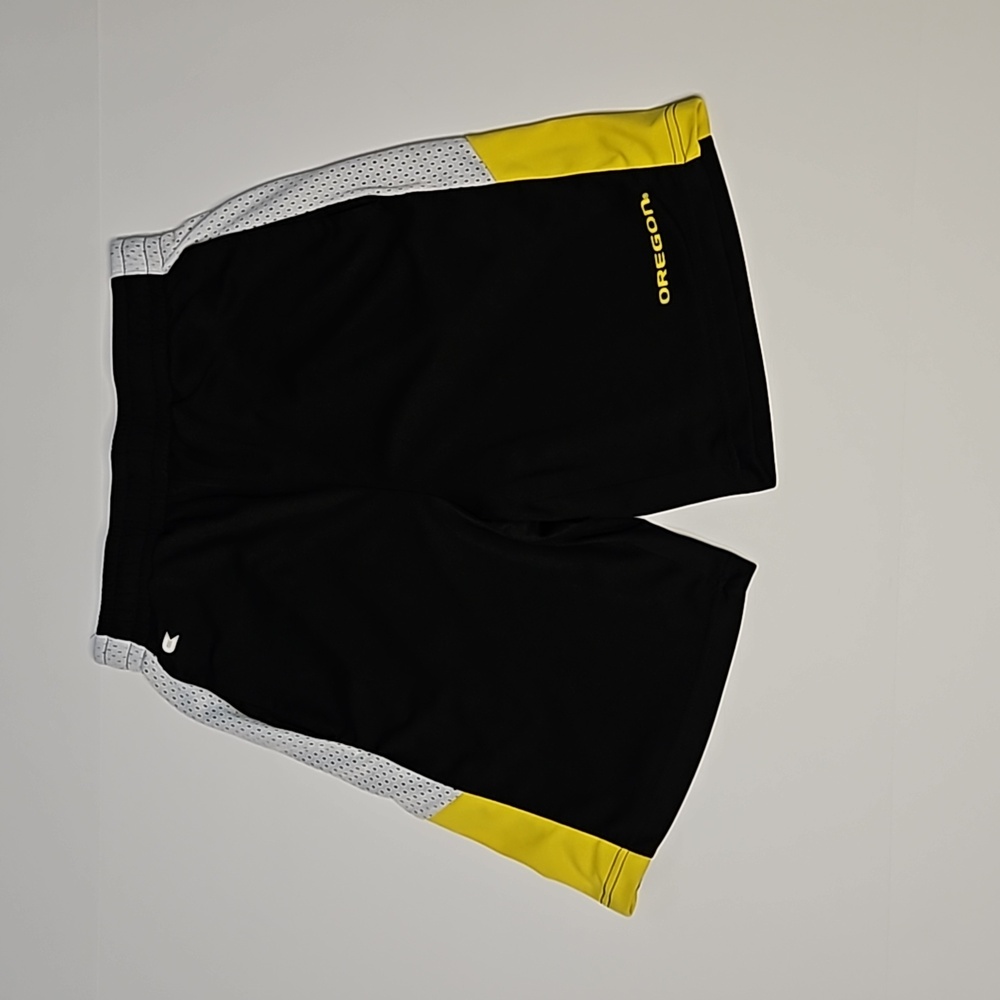Men's medium black University of Oregon‎ athletic shorts